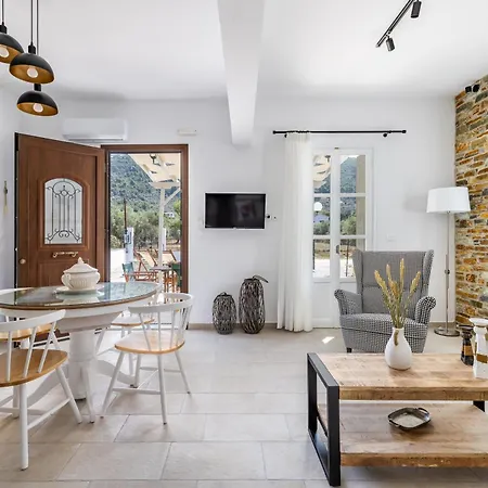 Stafylos Holiday home